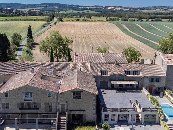 Maison de vacances pour 3 personnes, avec jardin ainsi que piscine et terrasse