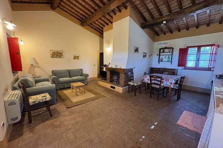 Casa  romantico con ogni comfort e  vistamare per 4 persone in Riparbella, Costa degli Etruschi