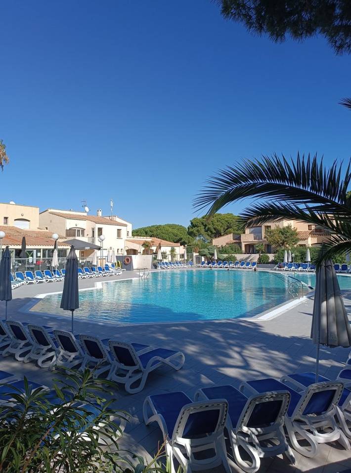 Gîte pour 2 personnes, avec balcon ainsi que jardin et piscine à Agde - 2