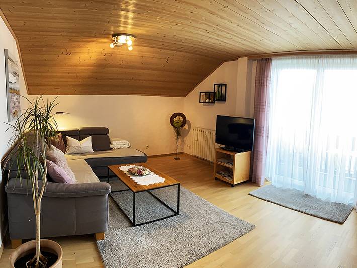 Apartamento entero, Apartamento de vacaciones para 3 personas con balcón in Bad Birnbach, Bayerische Golf und Thermenland