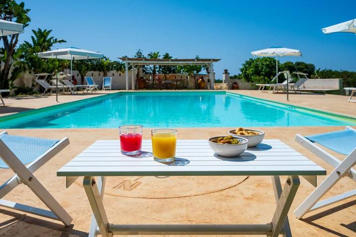 Villaggio vacanza per 6 persone, con piscina e giardino nonché panorama - 1