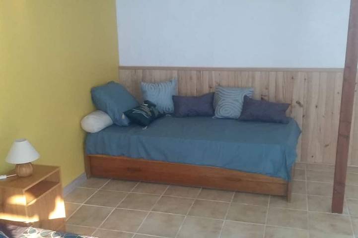 Gîte pour 5 personnes, avec jardin et piscine à Vire-sur-Lot - 4