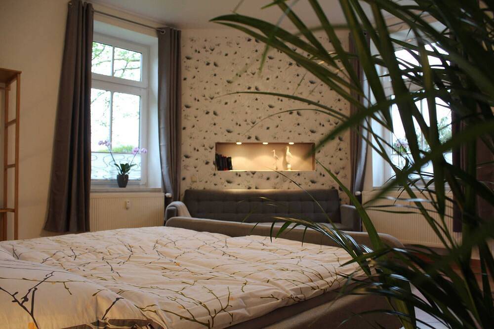 Ganze Wohnung, Ferienwohnung Zum süßen Grund in Groß Wokern, Mecklenburgische Schweiz