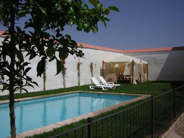 Casa rural para 4 personas, con Terraza además de Jardín y Piscina en Posadas - 2