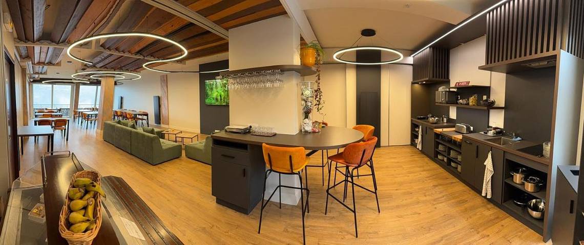 Hôtel pour 3 personnes, avec Terrasse ainsi que Jardin et Sauna