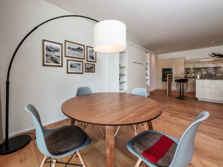 Apartamento entero, AlpenGold Panorama & Spa Apartment for 4 in Flüelapass, Davos