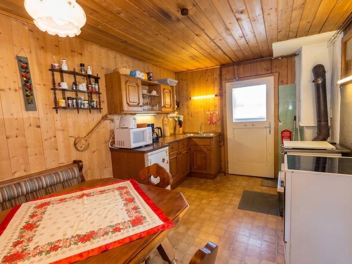 Gemütliche Hütte im Schigebiet Zettersfeld in Schobergruppe, Thurn