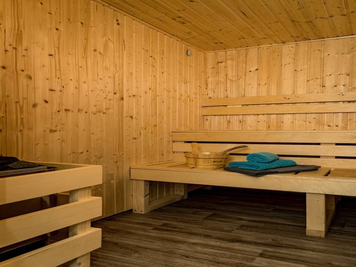 Ferienwohnung für 18 Personen, mit Terrasse und Sauna im Siegerland - 4