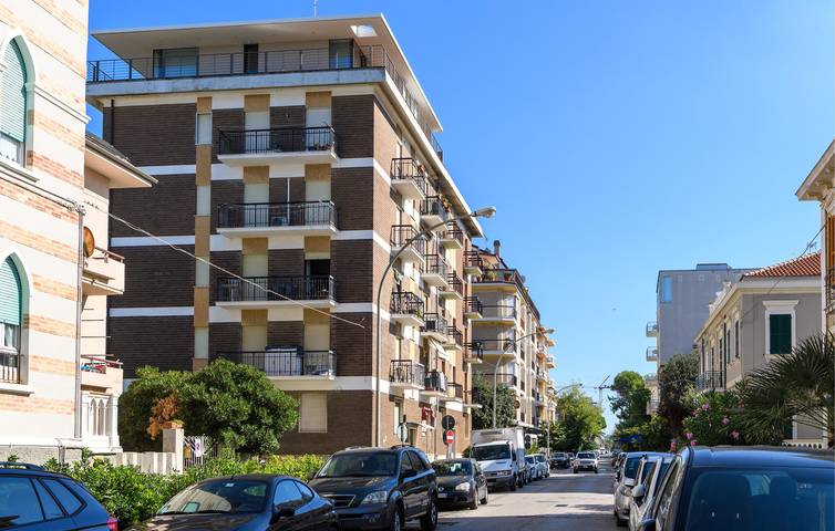 Appartamento intero, Appartamento vacanze per 6 persone con terrazza in Porto San Giorgio, Provincia di Fermo