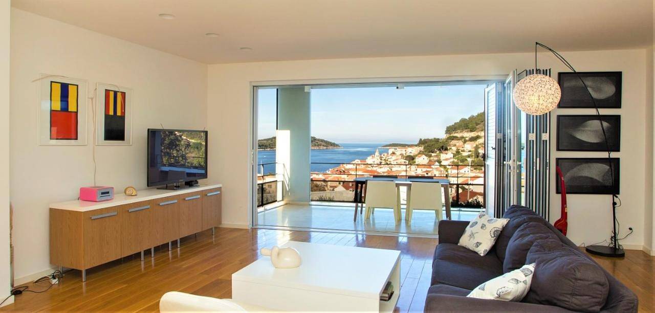 Art Villa Mara in Vis Stadt, Split-Dalmatien