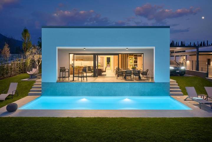 Villa für 6 Personen, mit Garten und Ausblick sowie Pool - 1
