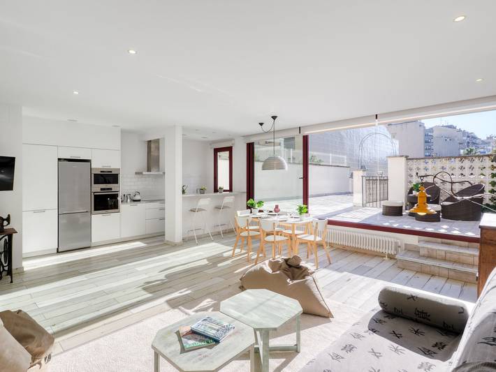 Location de vacances pour 4 personnes, avec jardin et terrasse, animaux acceptés à Figueras