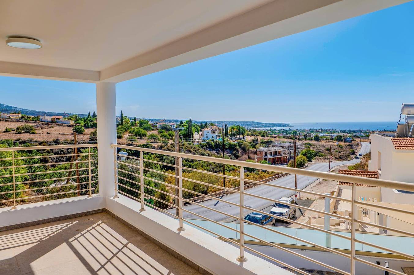 Villa für 8 Personen mit Garten in Peyia, Südzypern