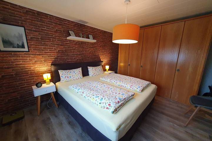 Ganze Wohnung, Ferienwohnung Kanalblick 35520 - Ferienwohnung Kanalblick in Uplengen, Landkreis Leer