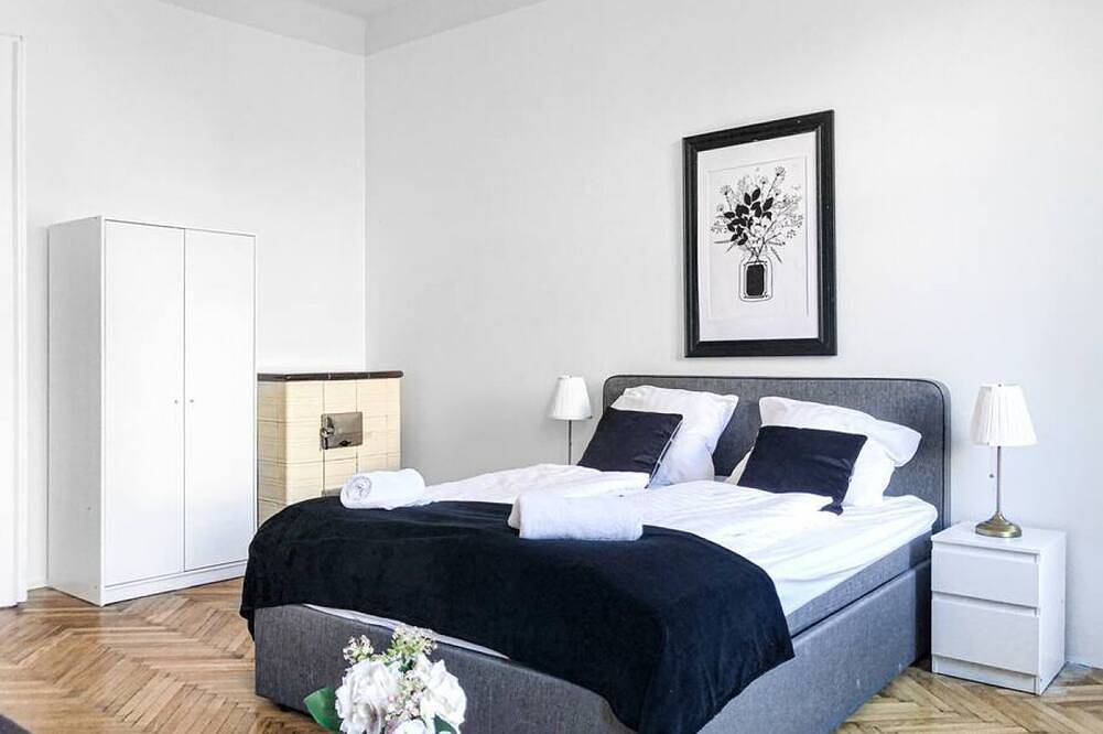 Ganze Wohnung, Retro Charm Budget 1Br Apartment near Akh Hospital in Wien, Wienerwald