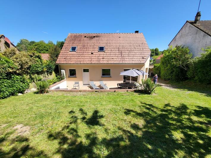 Gîte pour 8 personnes, avec jardin et terrasse, animaux acceptés à Mons-Boubert - 3