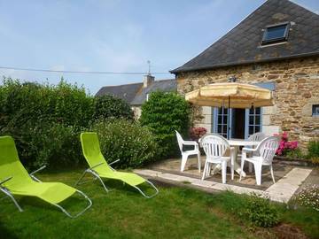 Gîte pour 3 personnes, avec jardin et terrasse en Bretagne