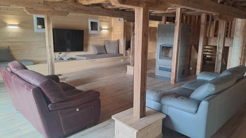 Gîte pour 14 personnes, avec jardin ainsi que vue et piscine à Neuvic - 4