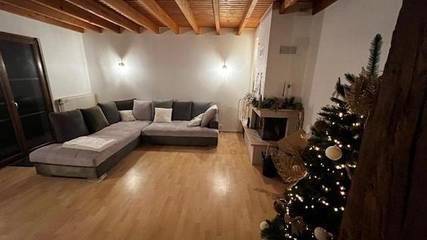 Gîte pour 14 personnes, avec balcon à Jeuxey