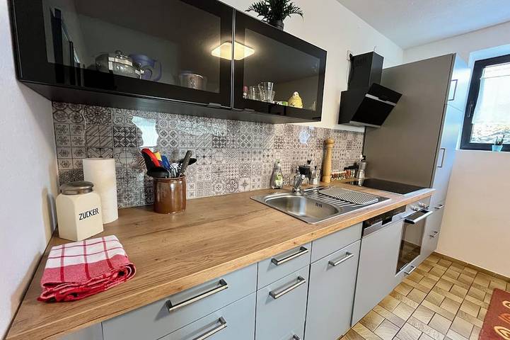 Ganze Wohnung, Helle 64qm Ferienwohnung in Heusweiler in Heusweiler, Saarbrücken & Umgebung