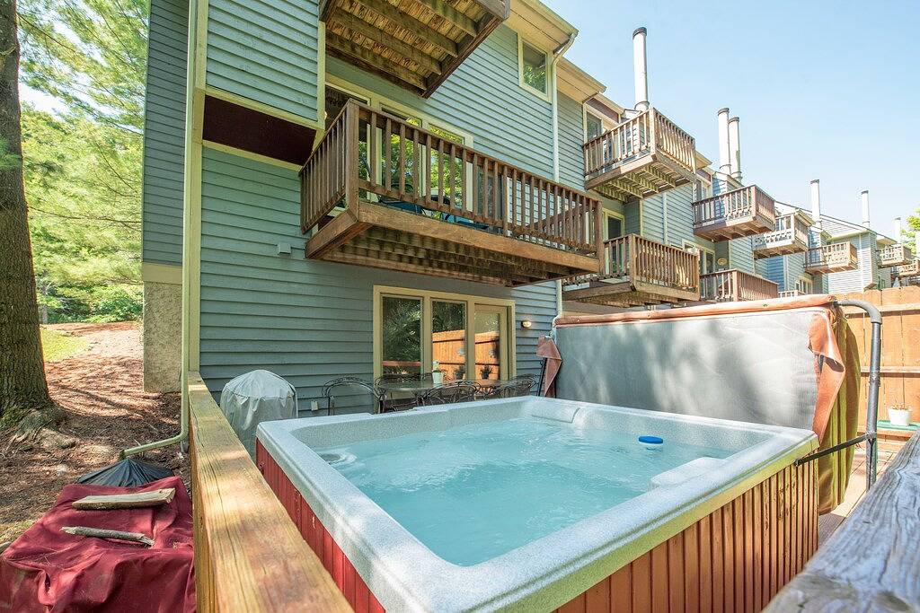 Villages of Wisp # 01 Winding Way- 2 Schlafzimmer Ski in / Ski-Out / Lake-Zugang Townhome in McHenry, Deep Creek Lake