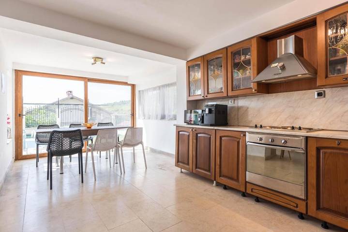 Ferienhaus für 13 Personen, mit Garten und Pool sowie Ausblick, mit Haustier in Bulgarien - 3