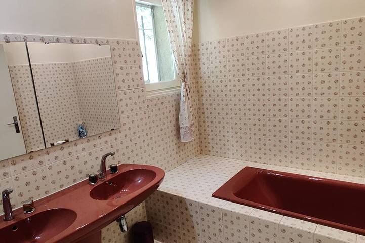 Location de vacances pour 8 personnes, avec jardin et terrasse à Savasse - 4