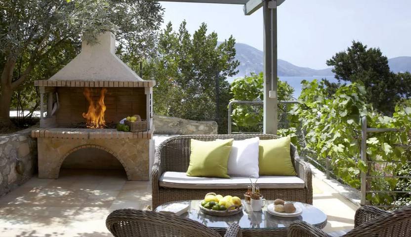 Location de vacances pour 4 personnes, avec terrasse et vue sur l’océan dans Άσος - 2