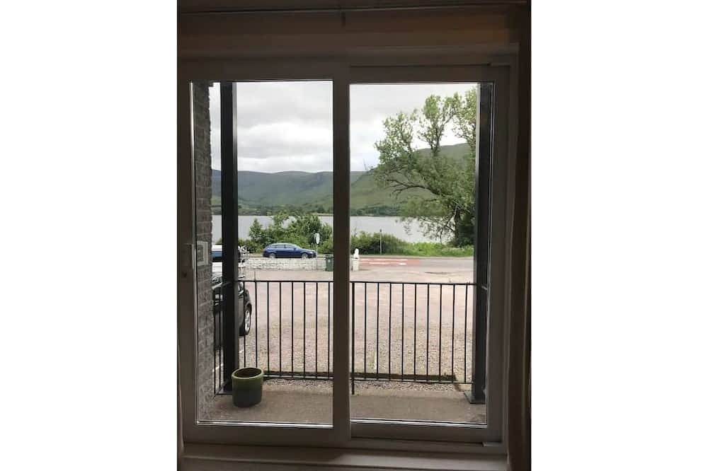 Entire apartment, Borrodale, Lochside Apartments in Fort William, Highlands