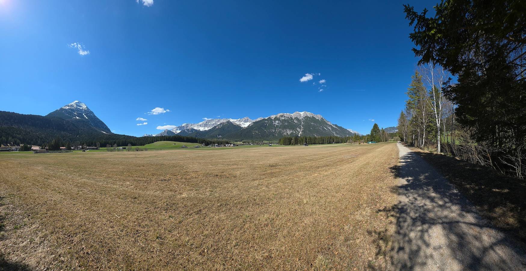 Ganze Wohnung, Apartment „Paula“ mit Bergblick, privater Terrasse und Wlan in Leutasch, Innsbruck Land