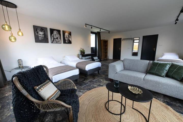 Hotel für 2 Personen, mit Terrasse und Ausblick in Oude-Tonge
