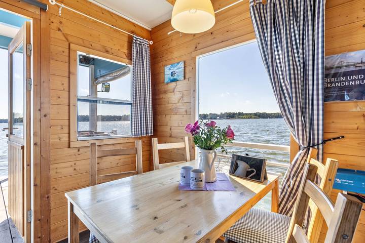 Hausboot für 6 Personen, mit Seeblick in Brandenburg - 4