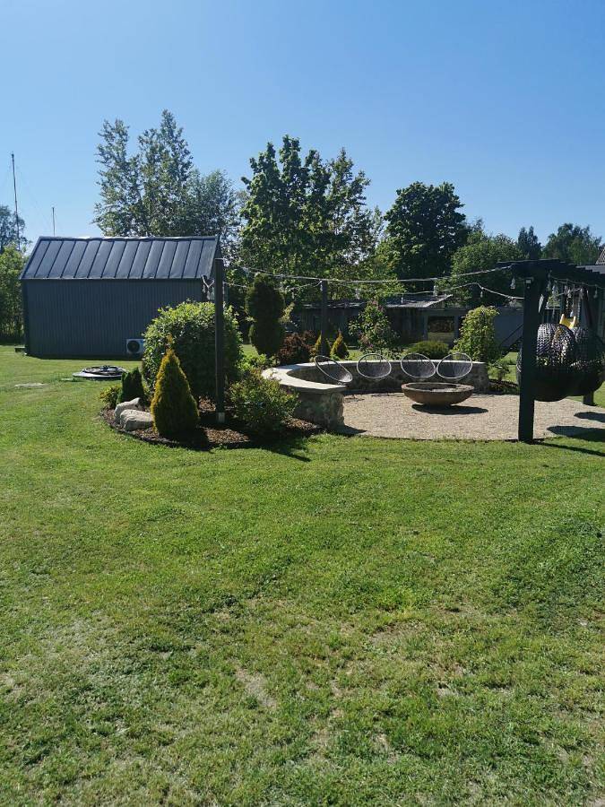 Location de vacances pour 2 personnes, avec terrasse ainsi que jacuzzi et jardin, animaux acceptés dans Kolka - 3