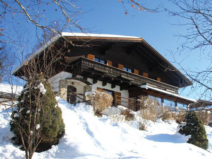 Gastenverblijf voor 10 personen, met balkon en tuin in Maria Alm