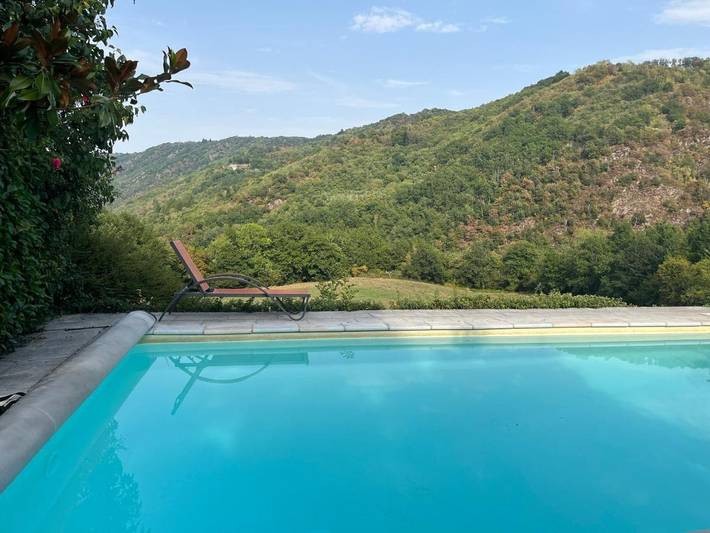 Location de vacances pour 4 personnes, avec piscine ainsi que vue et jardin, animaux acceptés à Cassaniouze - 4