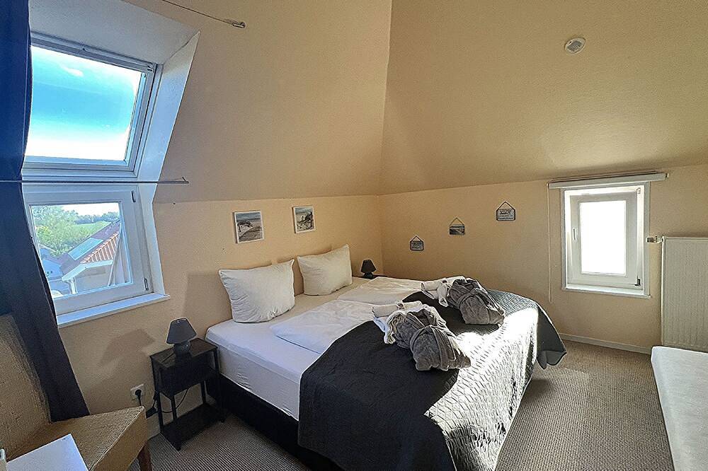 Ganze Wohnung, Ostsee Oase Pötenitz - Ferienwohnung Ostsee Oase in Dassow, Nordwestmecklenburg (Wismar und Umgebung)