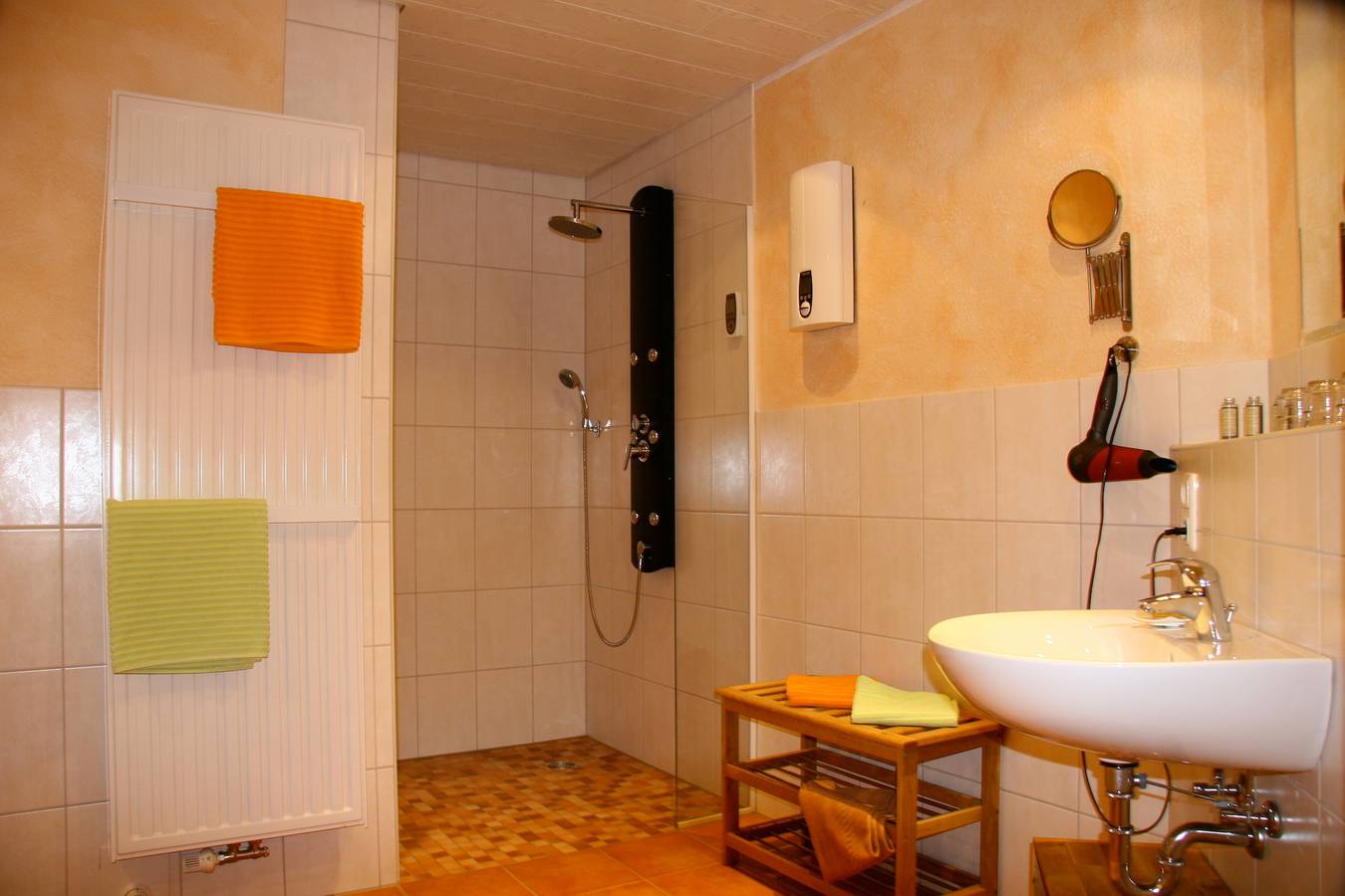 Ganze Ferienwohnung, Wetekams Ferienwohnung W1 in Diemelstadt, Waldecker Land