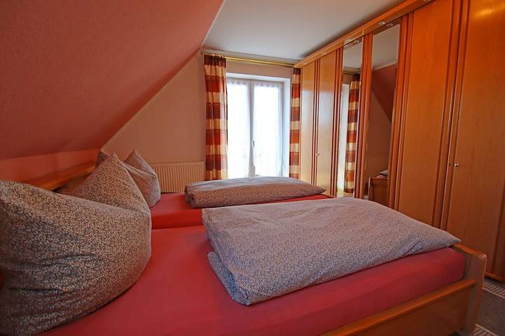 Ferienhaus für 5 Personen, mit Terrasse und Garten sowie Pool in Alt Bukow - 2