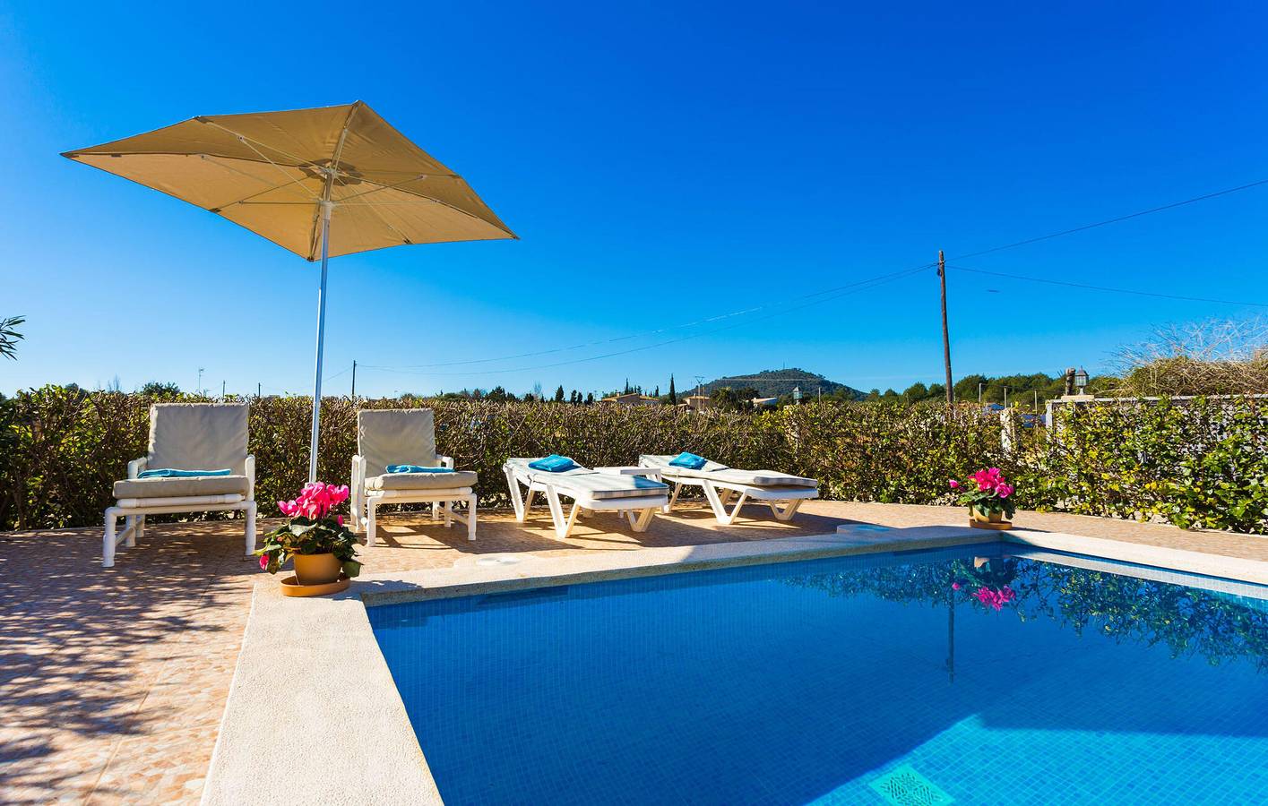 Luxuriöses Strandapartment mit Pool und Terrasse in Port Nou, Son Servera