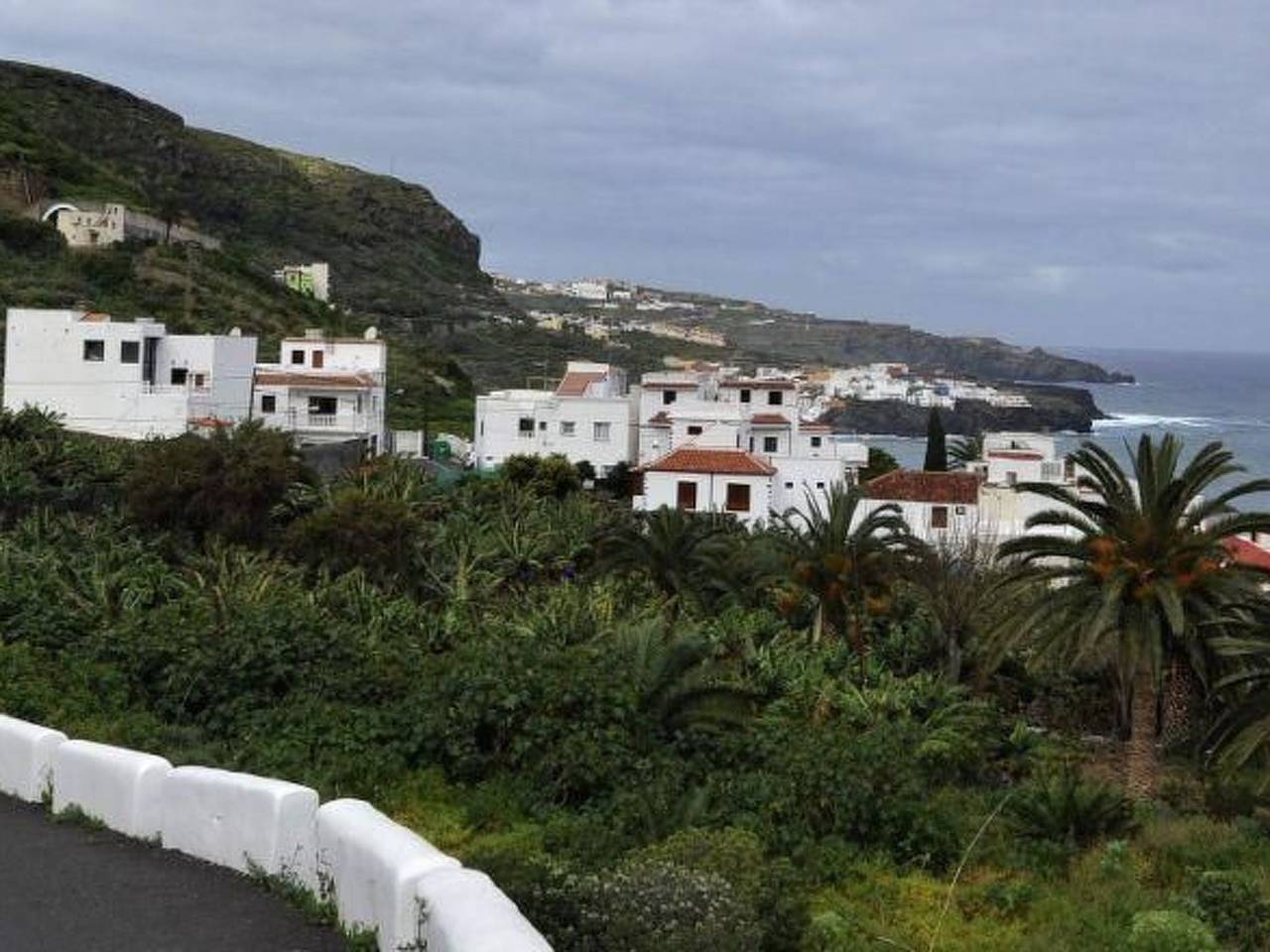 Apartamento Vista Golf con Terraza, Parking e Internet cerca de Icod in San Juan de la Rambla, Tenerife Norte