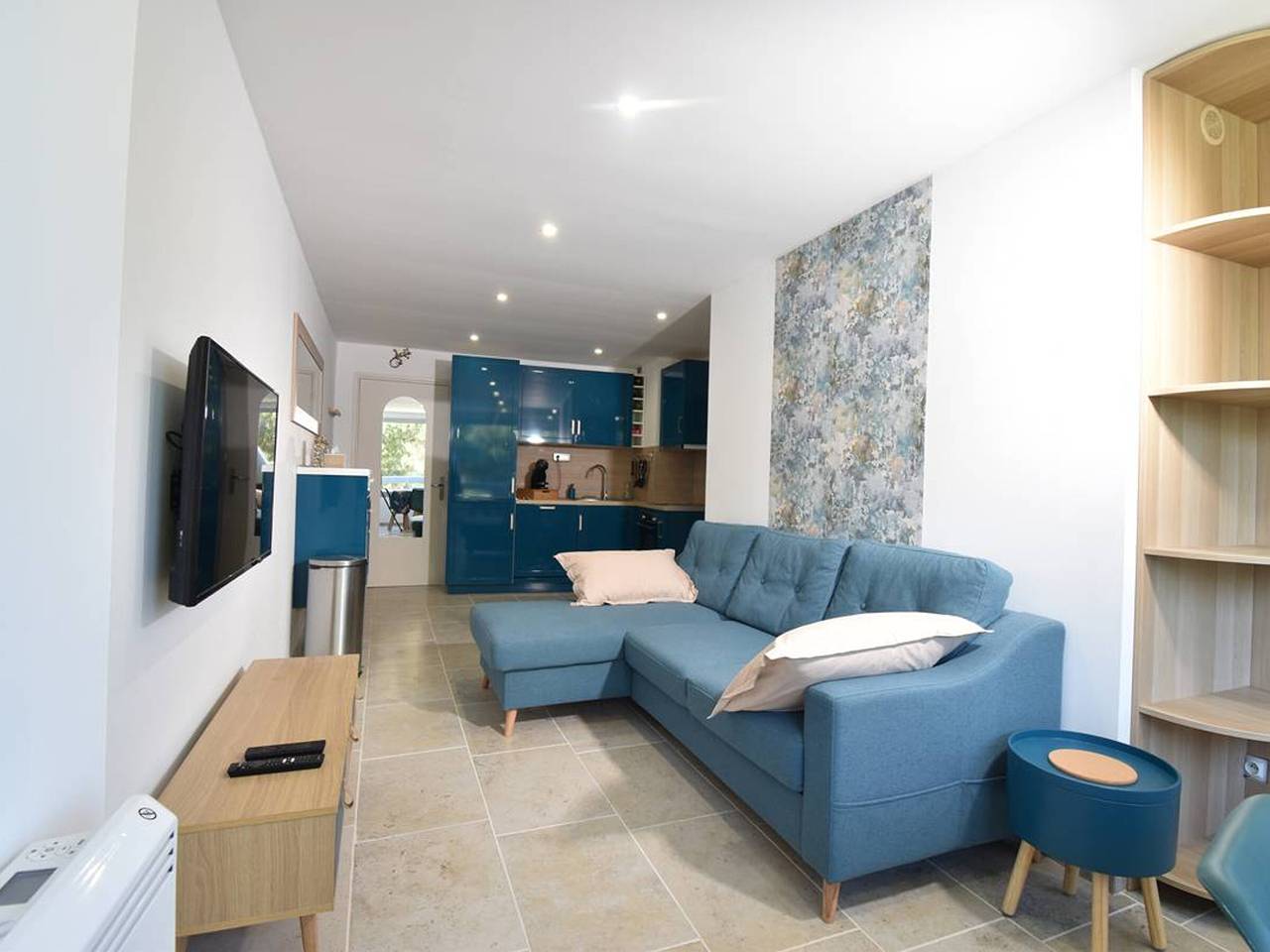 Appartement entier, Appartement rénové avec piscine, plage et parking au Grau-du-Roi in Port Camargue, Le Grau-du-Roi