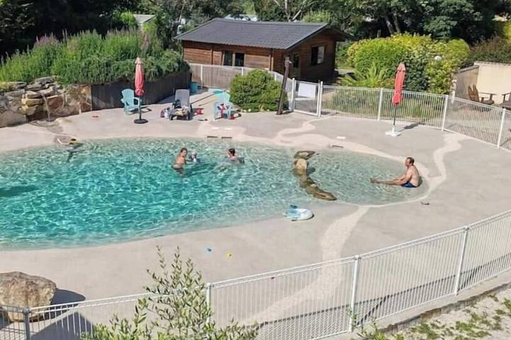 Zecamping 3 étoiles pataugeoire fitness sauna locatif 21m2 4 pers in Pouldreuzic, Côte de Cornouaille