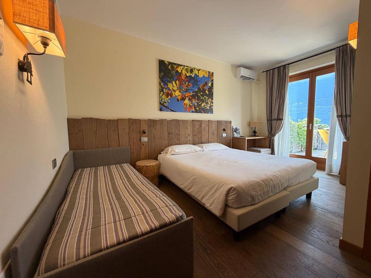 Agriturismo Ortesida in Morbegno, Alpes orobiennes occidentales