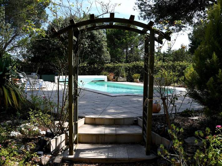 Location de vacances pour 2 personnes, avec piscine et jardin à Murs - 2