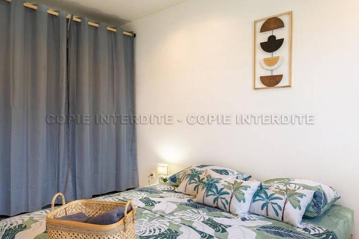 Location de vacances pour 5 personnes, avec vue ainsi que jardin et piscine à Case-Pilote - 2