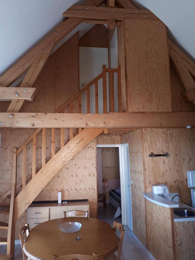 Location de vacances pour 9 personnes, avec vue ainsi que vue sur le lac et jardin, animaux acceptés dans Lac de Der-Chantecoq (Giffaumont-Champaubert) - 4
