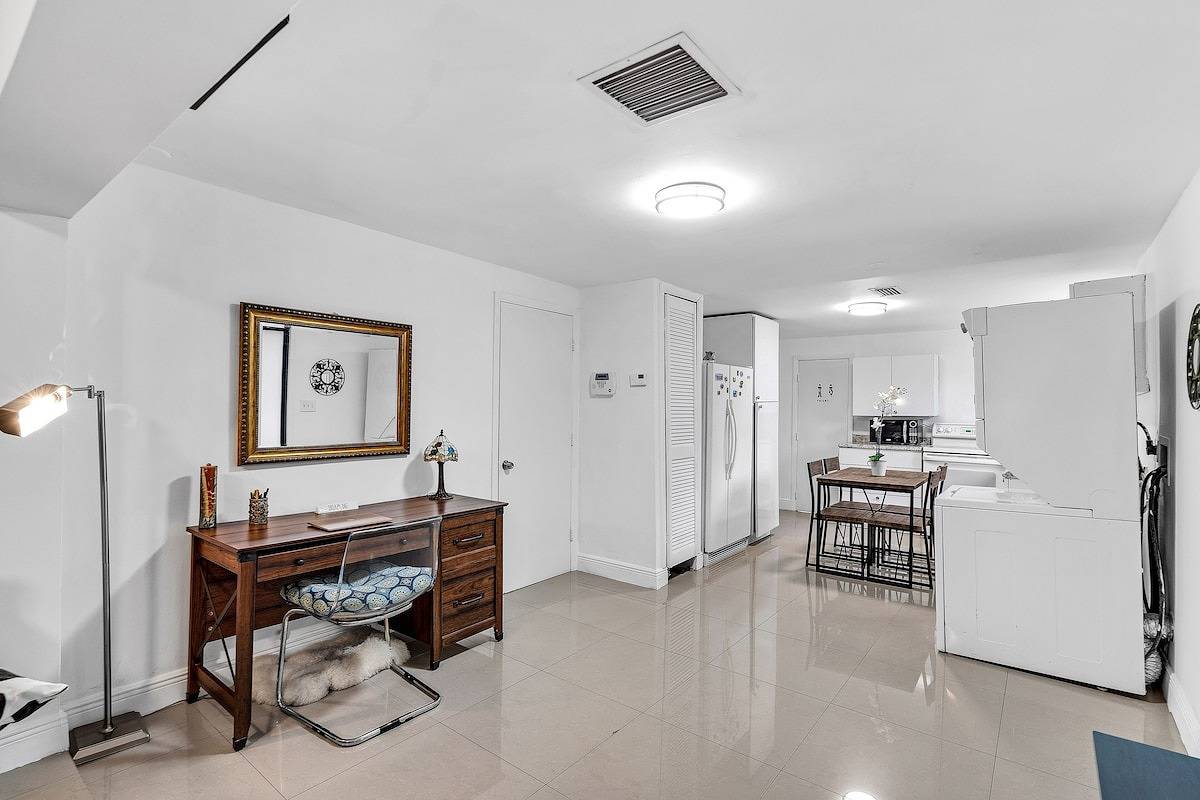 Soccer Fun Hub Home, Pets Welcome, 4 Cars Parking, Private Patio Prime Location! in Miami, Florida