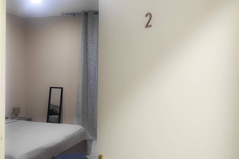 Entire apartment, 76 Avenue Suites - Very close to the city center in Reggio Calabria, Reggio Calabria Province