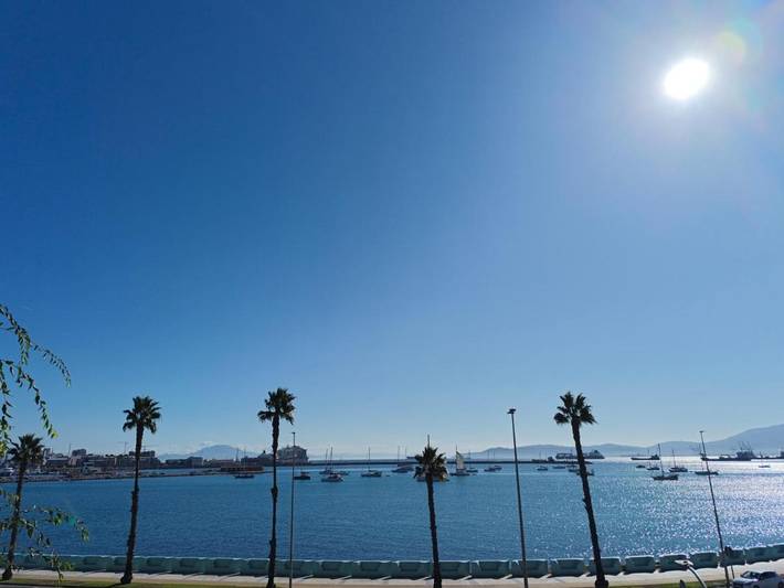 Gîte pour 2 personnes, avec vue et jardin à La Línea de la Concepción - 4
