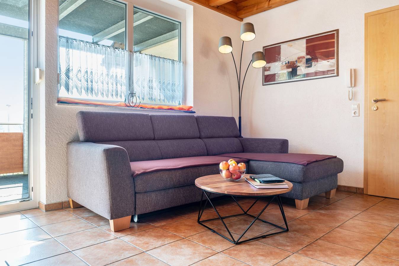 Ganze Wohnung, Ferienwohnung 'Apfelschnitz' mit Gemeinschaftsgarten, Balkon und Wi-Fi in Stockach, Landkreis Konstanz